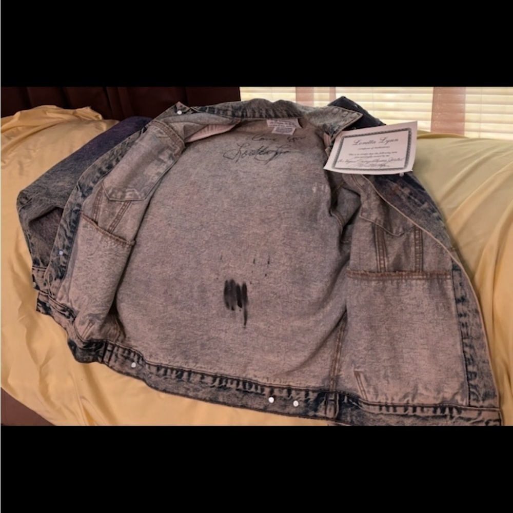 VTG Tony Alamo Las Vegas Strip Denim Jacket Size XS Signed/Worn By Loretta Lynn - Picture 11 of 13